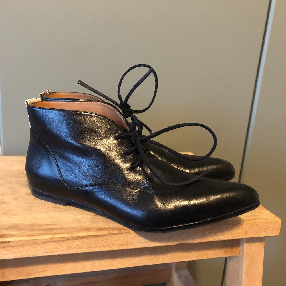 John Fluevog Women’s Black Presence Charm Ankle Boot Size 9